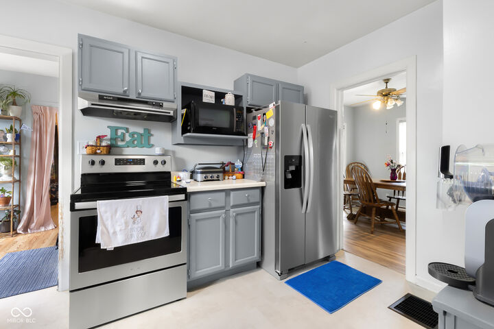 Property Photo: 2411 Ohio Avenue IN 47201