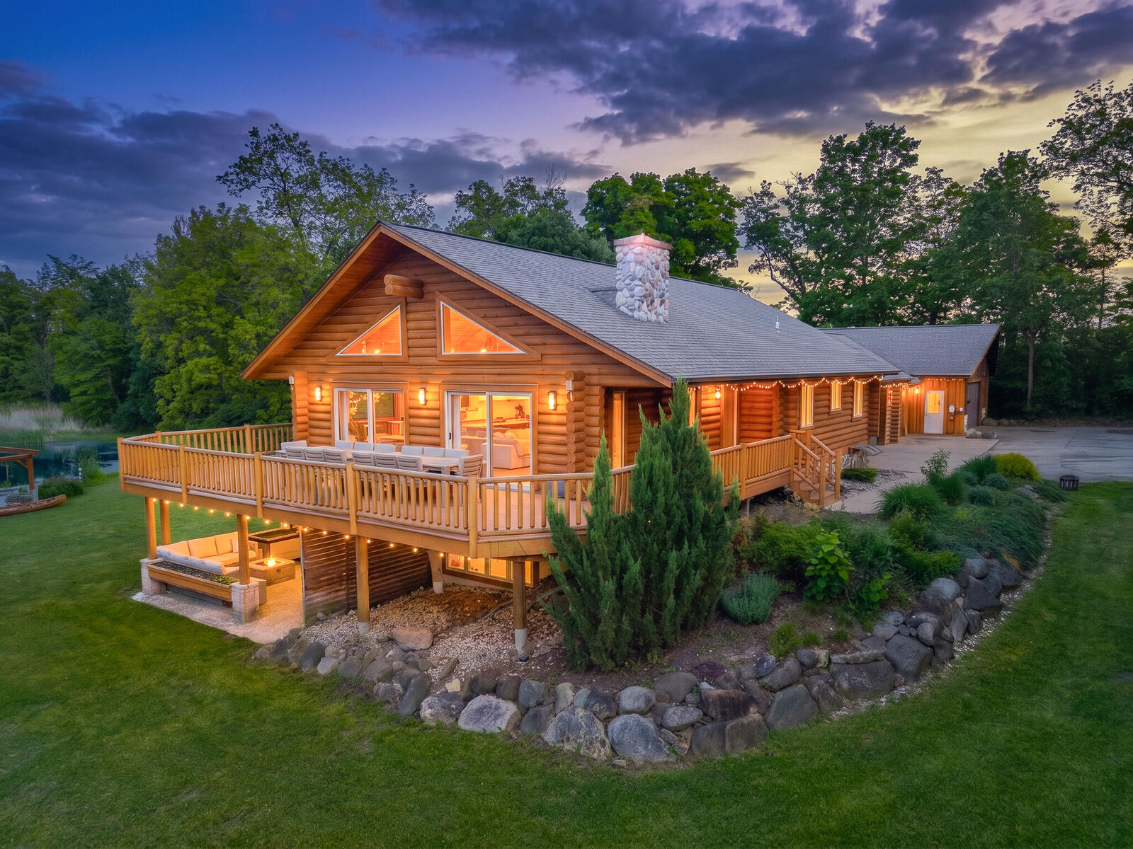 Property Photo:  2717 N Beaumont Ave  WI 53185 