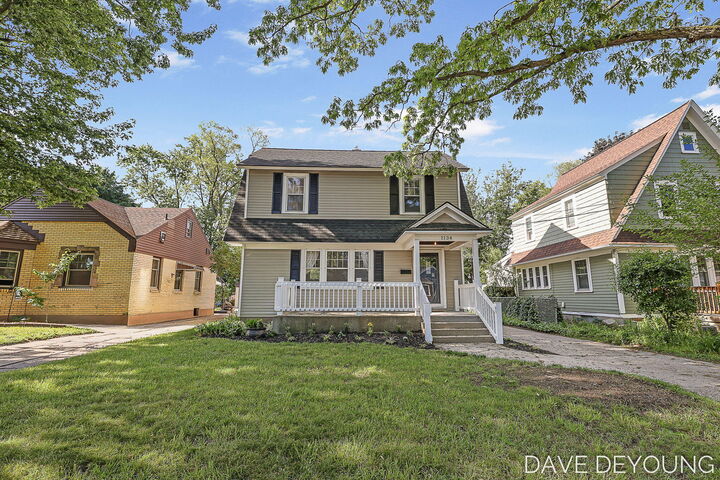 Property Photo: 1134 Hoyt Street SE MI 49507
