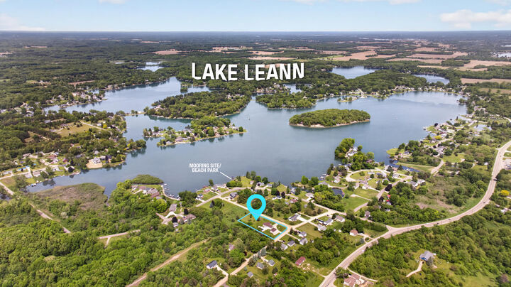 Property Photo: 10740 Montview Drive MI 49249
