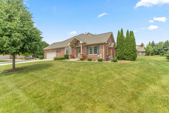 Property Photo: 7468 E Plank Trail Court IL 60423