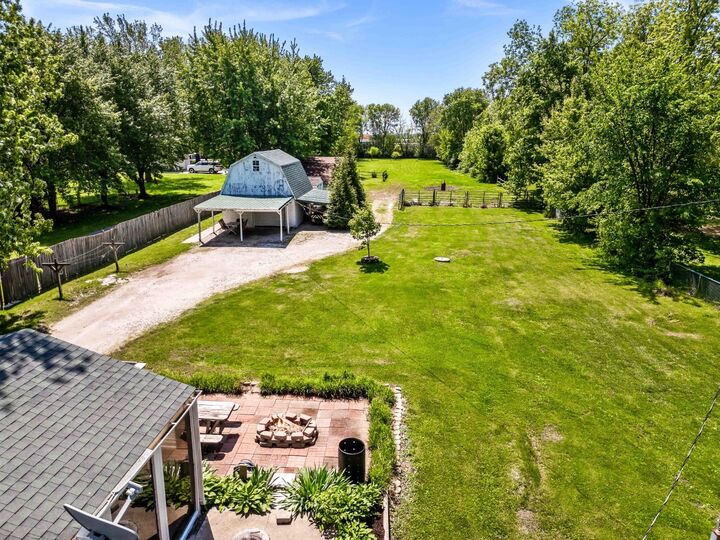 Property Photo:  209 Woodrig Road  IL 61704 