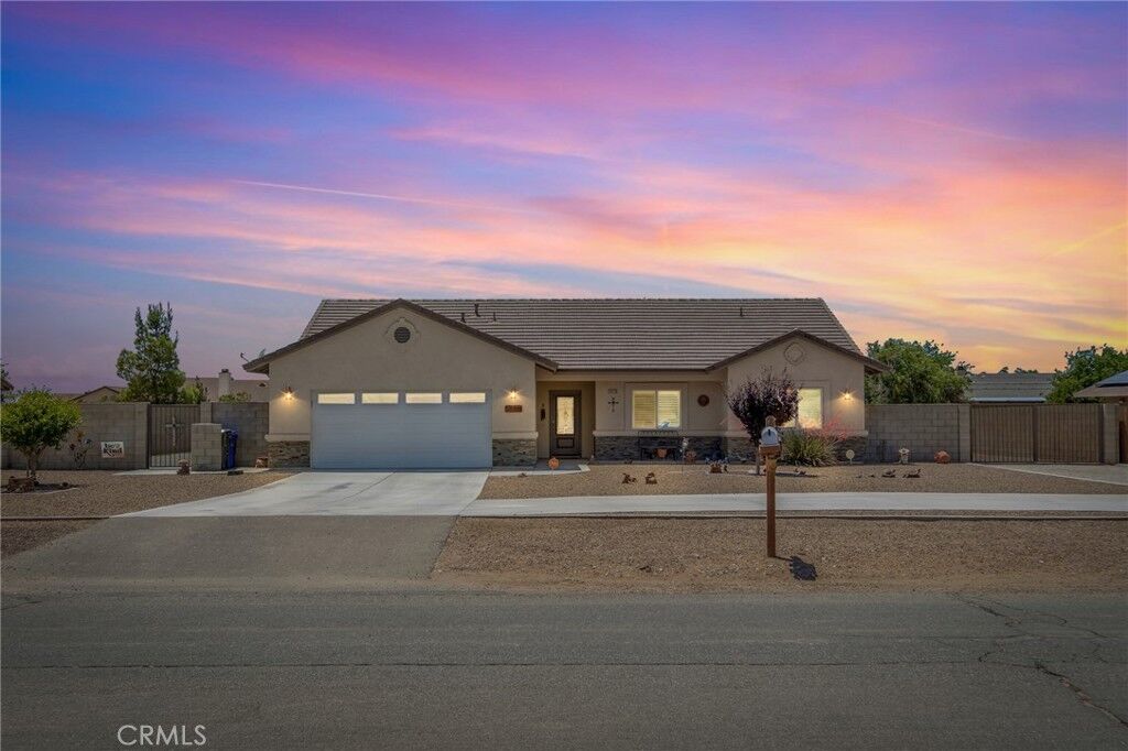 Property Photo: 13178 Setancket CA 92308