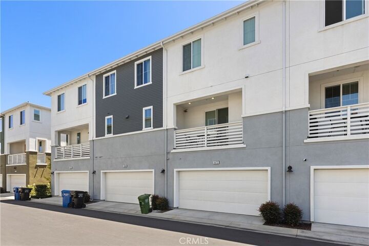 Property Photo:  1472 W Sunrise Lane  CA 90732 