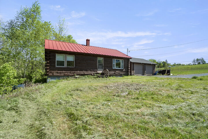 Property Photo: 111 Middle Road ME 04937