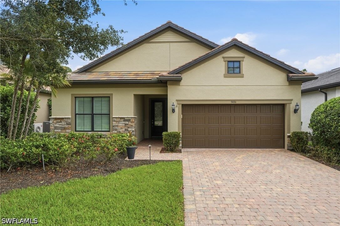 Property Photo: 9436 Whooping Crane Way FL 34120