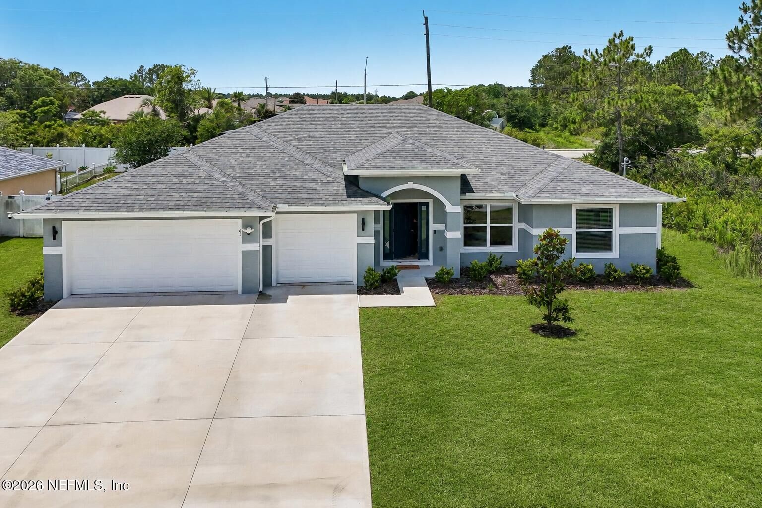 Property Photo: 41 Lancelot Drive FL 32137