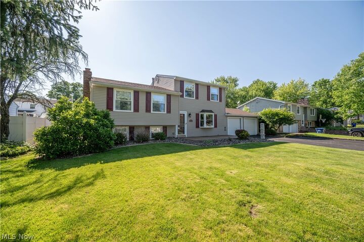 Property Photo: 814 Illinois Avenue OH 44437