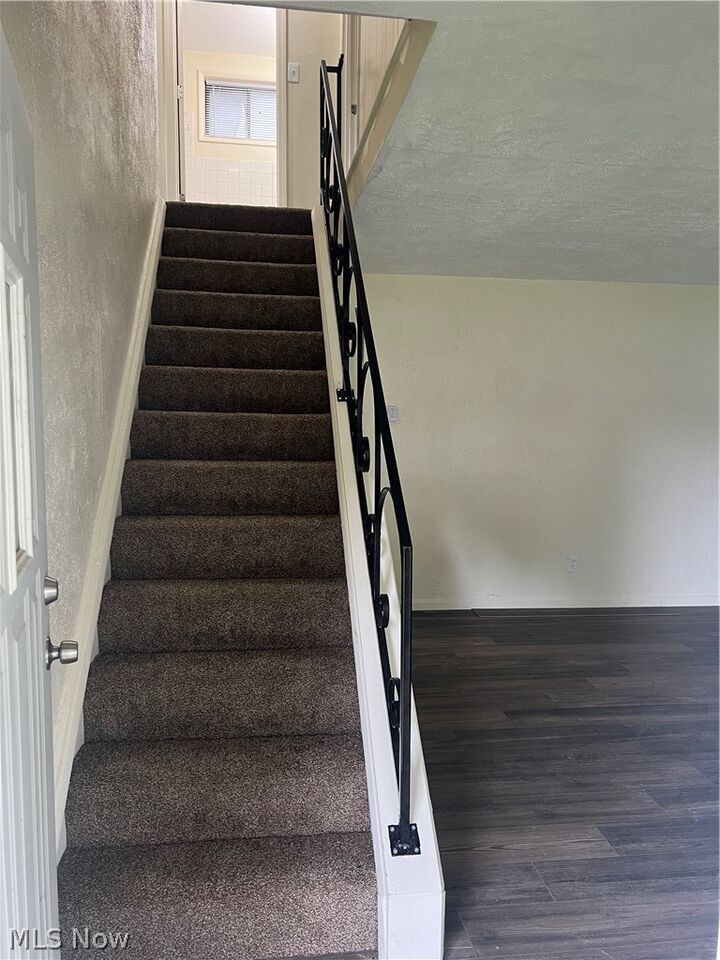 Property Photo:  3533 Wyandot Lane  OH 44502 