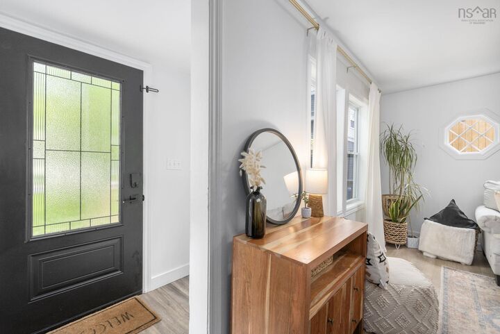 Property Photo: 28 Crescent Avenue NS B4N 1R2