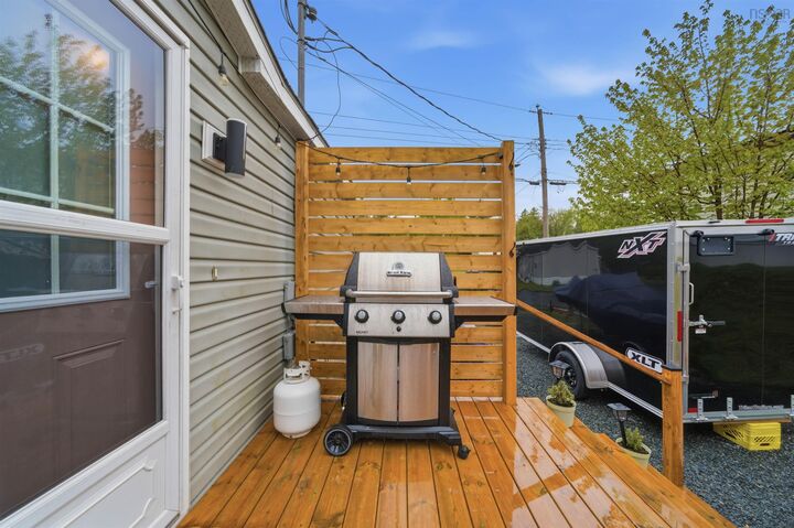 Property Photo:  204 Circle Drive  NS B3E 1C1 