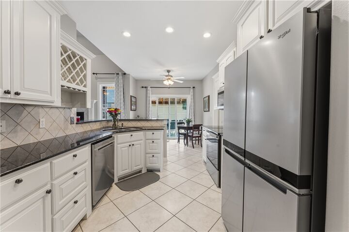 Property Photo: 3833 W Edgewater Drive AR 72704