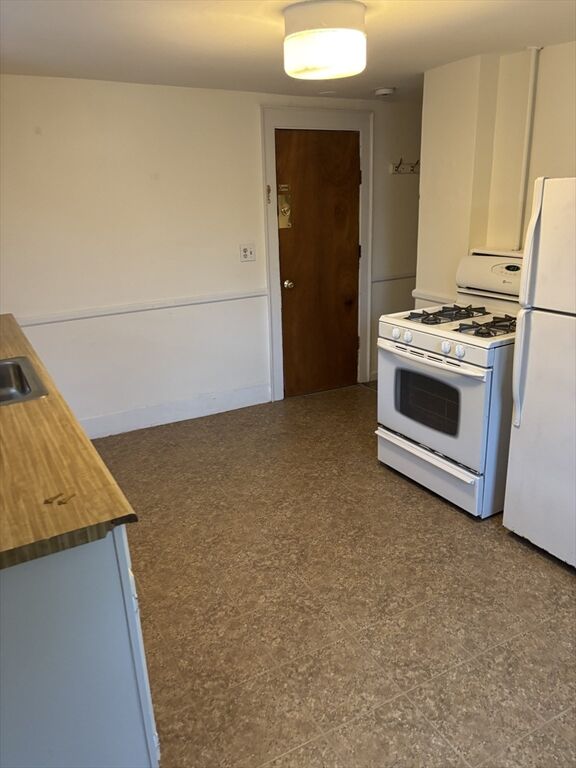 Property Photo:  25 Church St. 3  MA 01760 
