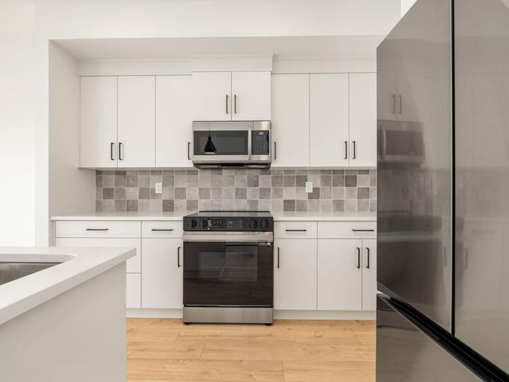 Property Photo: 250 Caribou Way N AB T1H 7J7