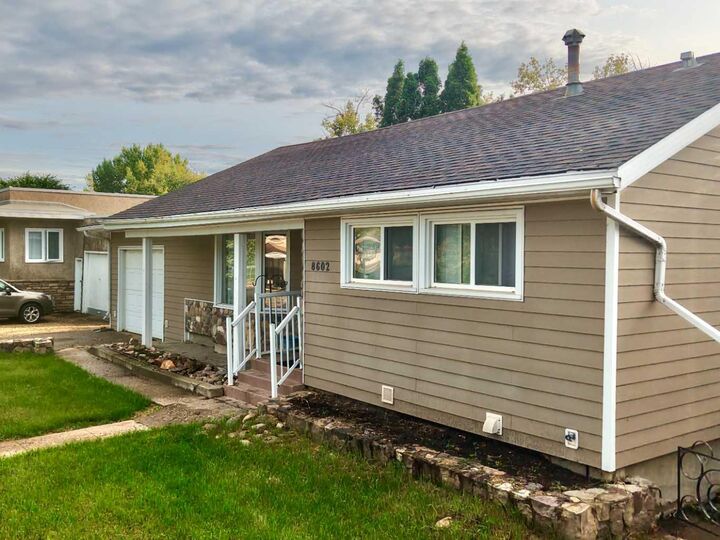 Property Photo: 8602 95 Street AB T8S 1G5