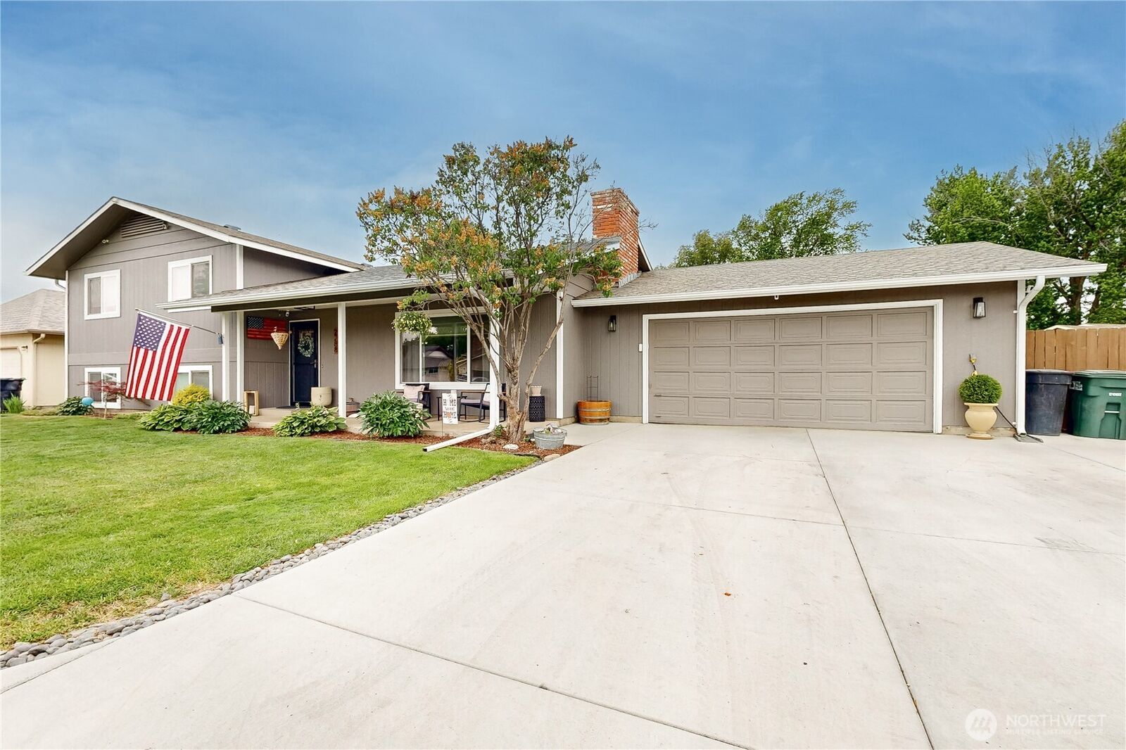 Property Photo:  2288  Granite Drive  WA 99362 
