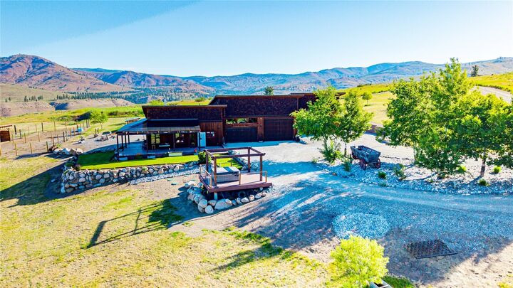 Property Photo: 74 Sawtooth View Road WA 98834