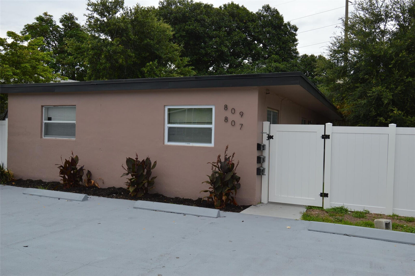 Property Photo:  807 Phippen Waiters Road 2  FL 33004 