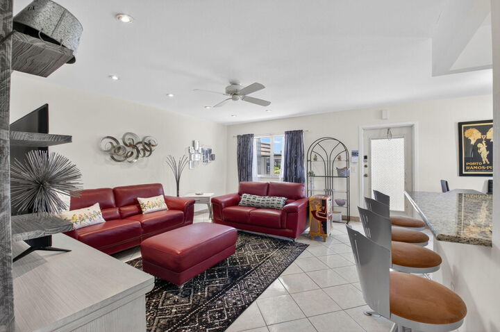 Property Photo: 360 Seville O FL 33446