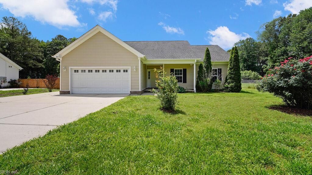 Property Photo: 1024 Scenic Blvd VA 23322