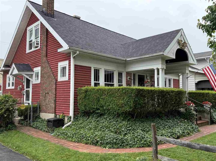 Property Photo:  509 Pearl Street  IN 47374 