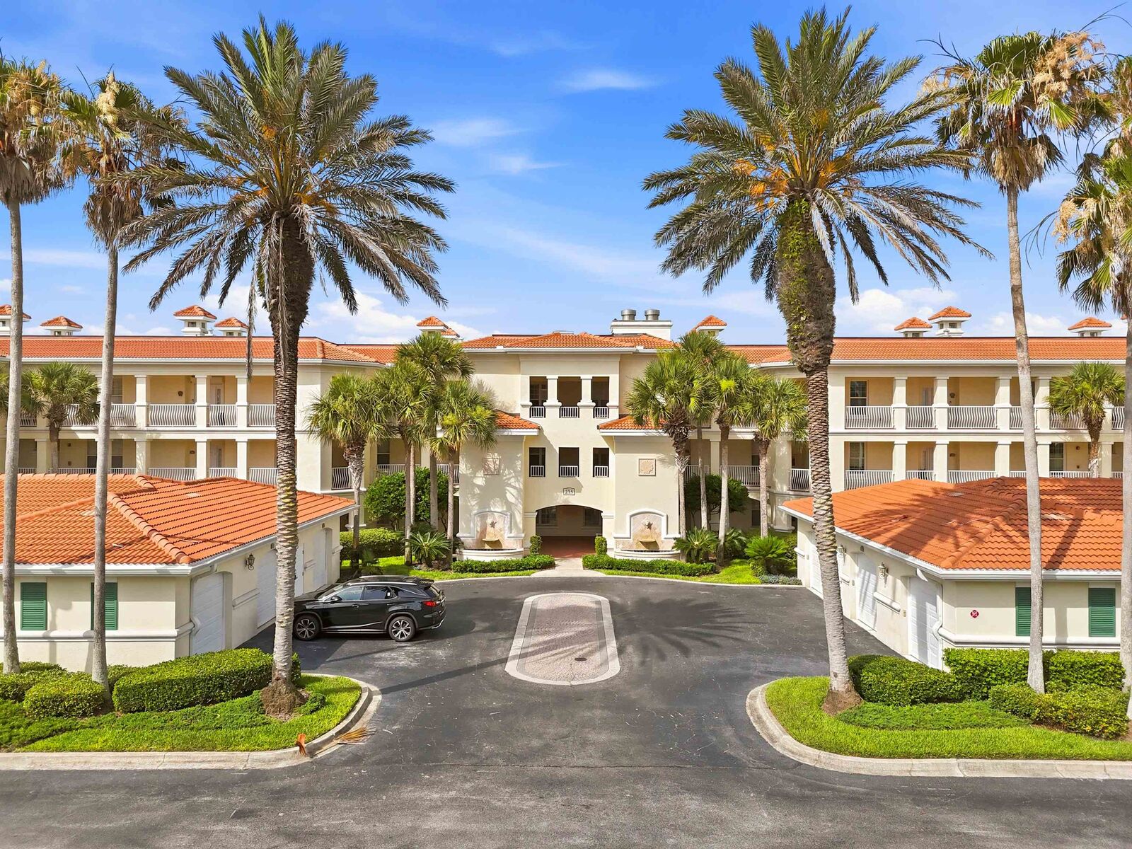 Property Photo:  215 S Ocean Grande Dr 103  FL 32082 