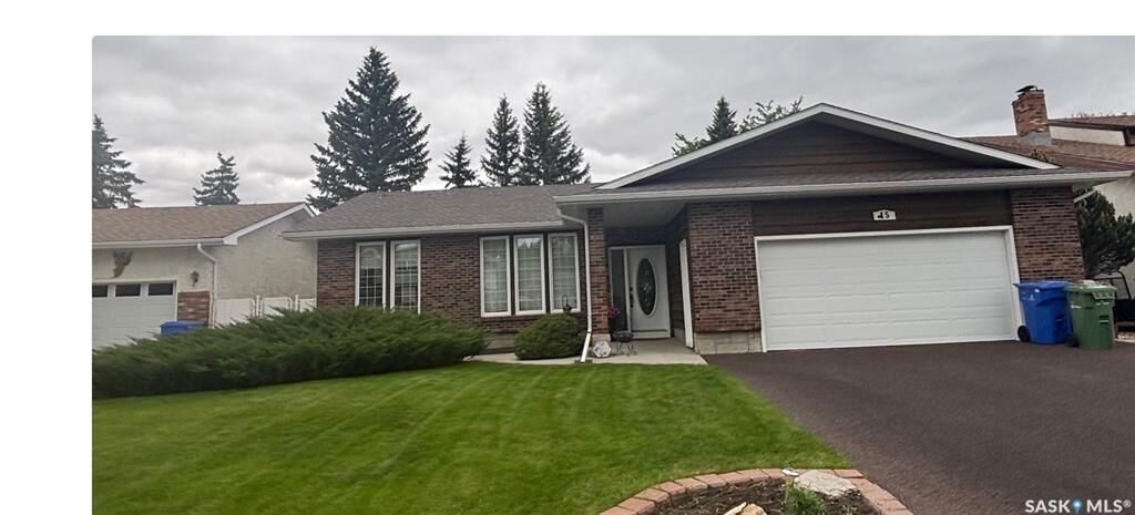Property Photo:  15 Dalhousie Way  SK S4V 0A1 