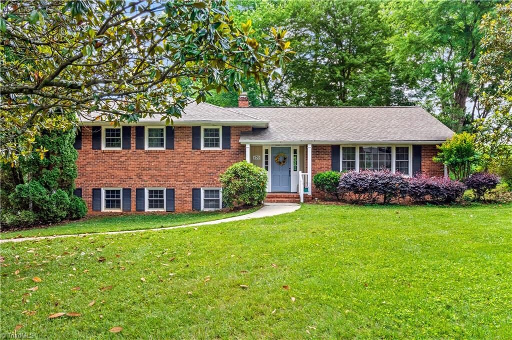 Property Photo: 470 Westoak Trail NC 27104