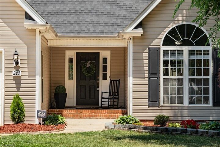 Property Photo:  271 Pepperstone Drive  NC 27028 