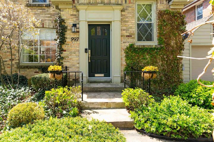 Property Photo: 997 Maitland Street ON N5Y 2X7