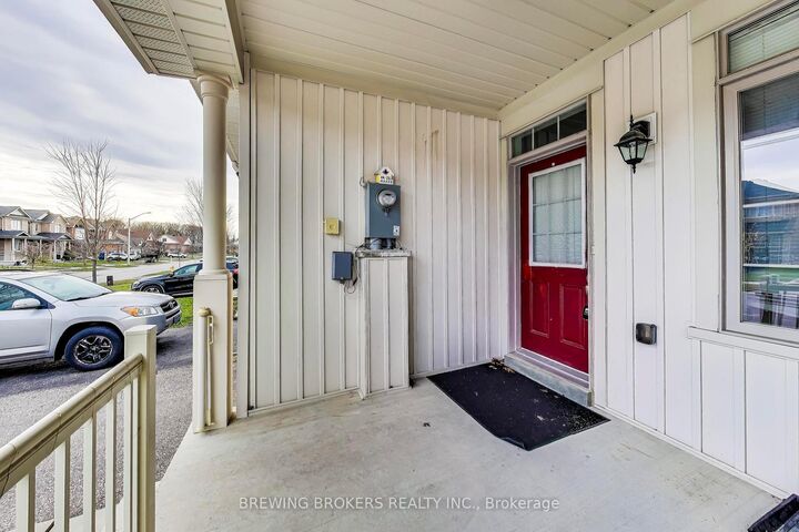 33 Pearcey Crescent — photo 1