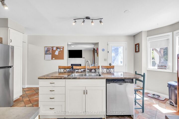 Property Photo:  359 Lexington Road  ON N2K 2J9 
