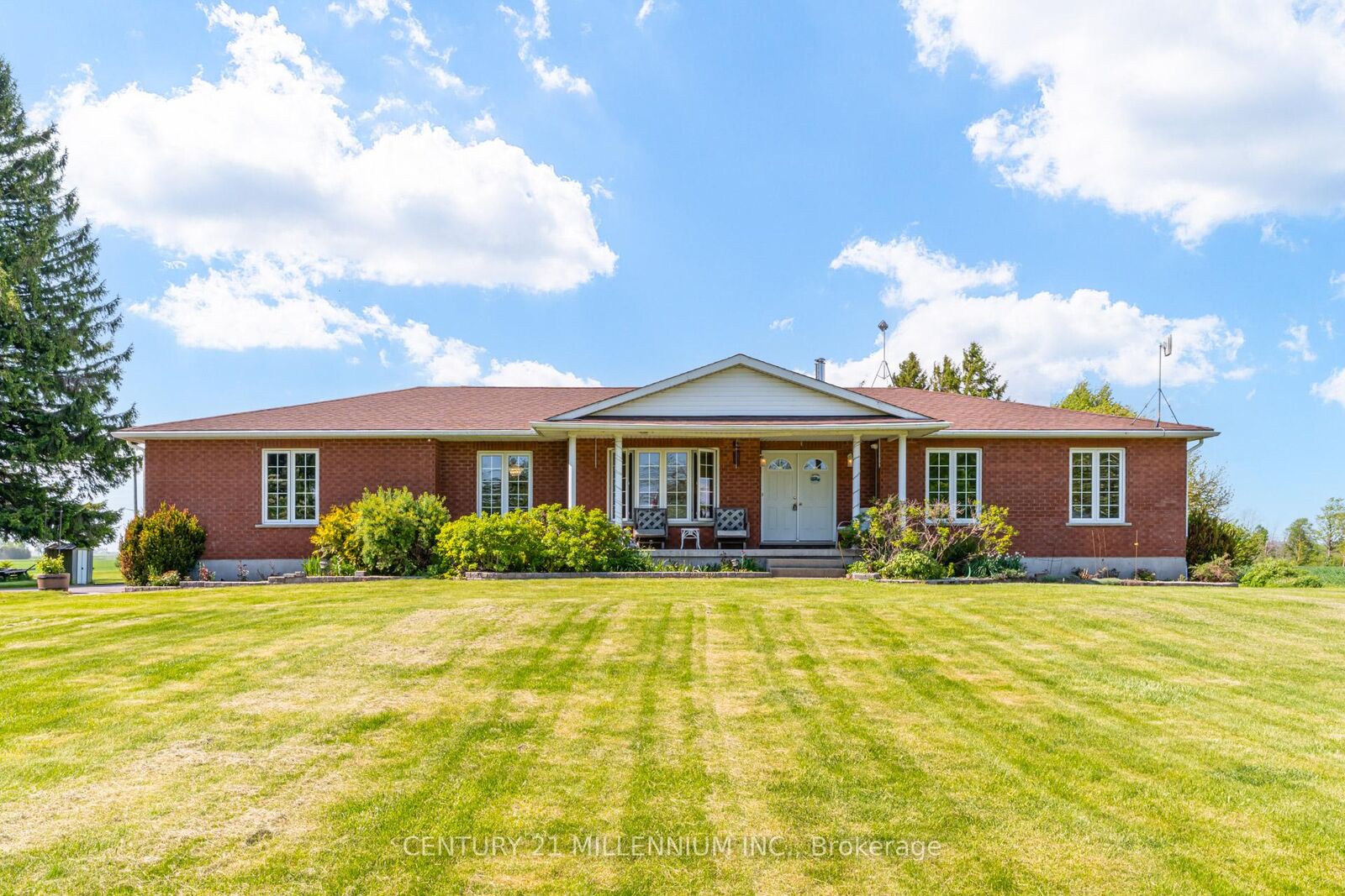 Property Photo: 402047 County Rd 15 N/A ON L9W 0Z2