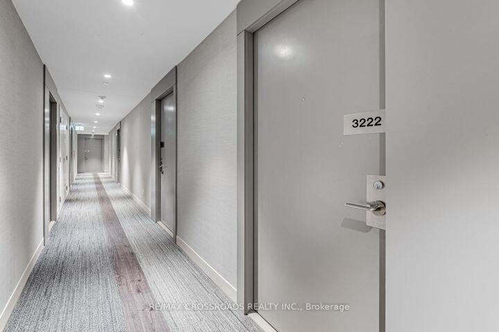 Property Photo: 19 Western Battery Road 3222 ON M6K 3S4