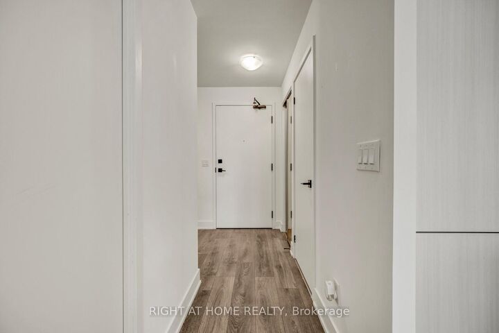 Property Photo: 2481 Taunton Road 459 ON L6H 3R7