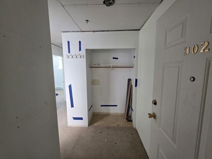 Property Photo: 723 Twelfth Street 302 BC V3M 4J8