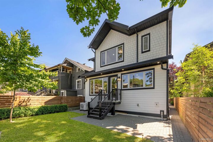 Property Photo: 683 W 19th Avenue 2 BC V5Z 1W9