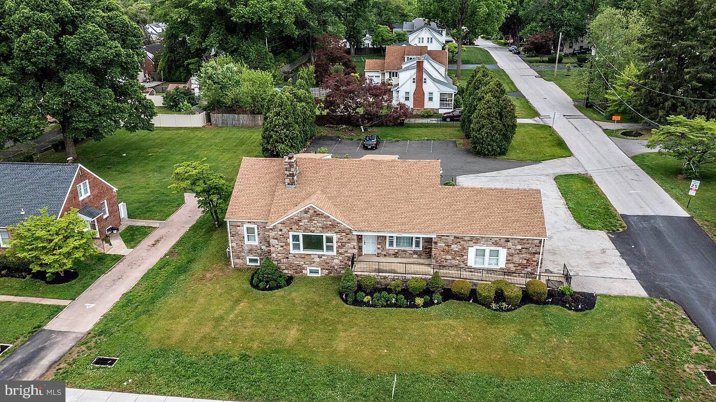 Property Photo:  2111 Dekalb Pike  PA 19401 