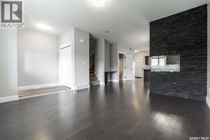 Property Photo:  18 111 Rosewood Gate N  SK S7V 0E5 