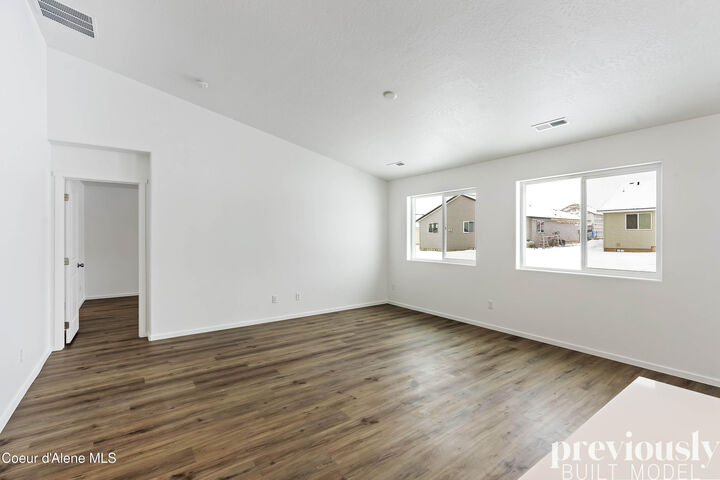 Property Photo:  6096 Pelican Loop  ID 83858 