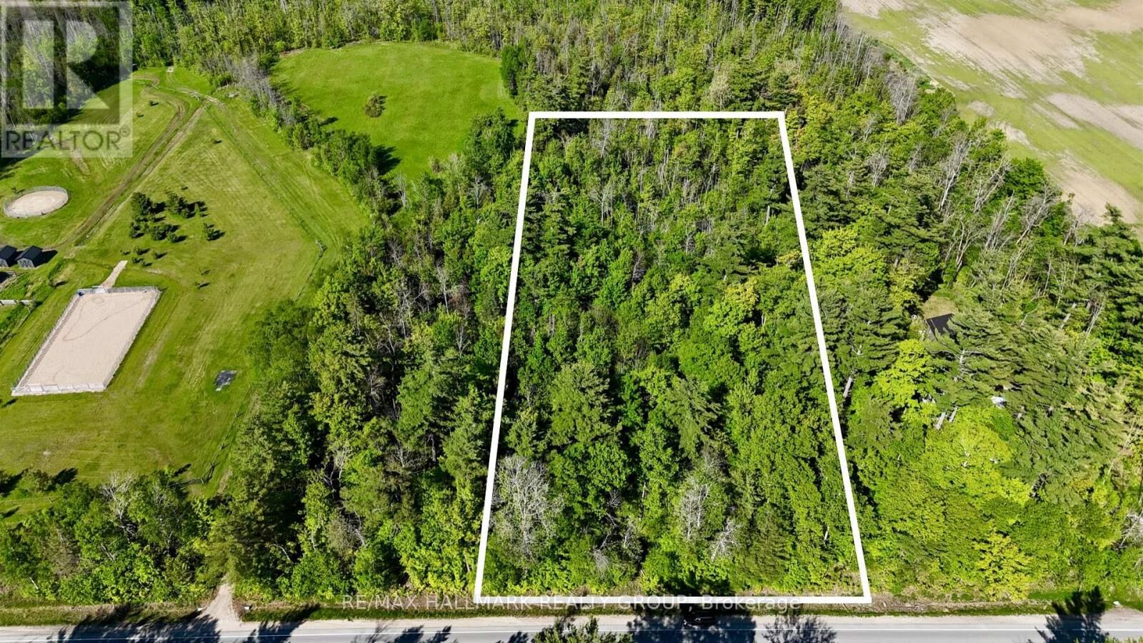 Property Photo:  B-11 Miller Road  ON K7V 3Z4 