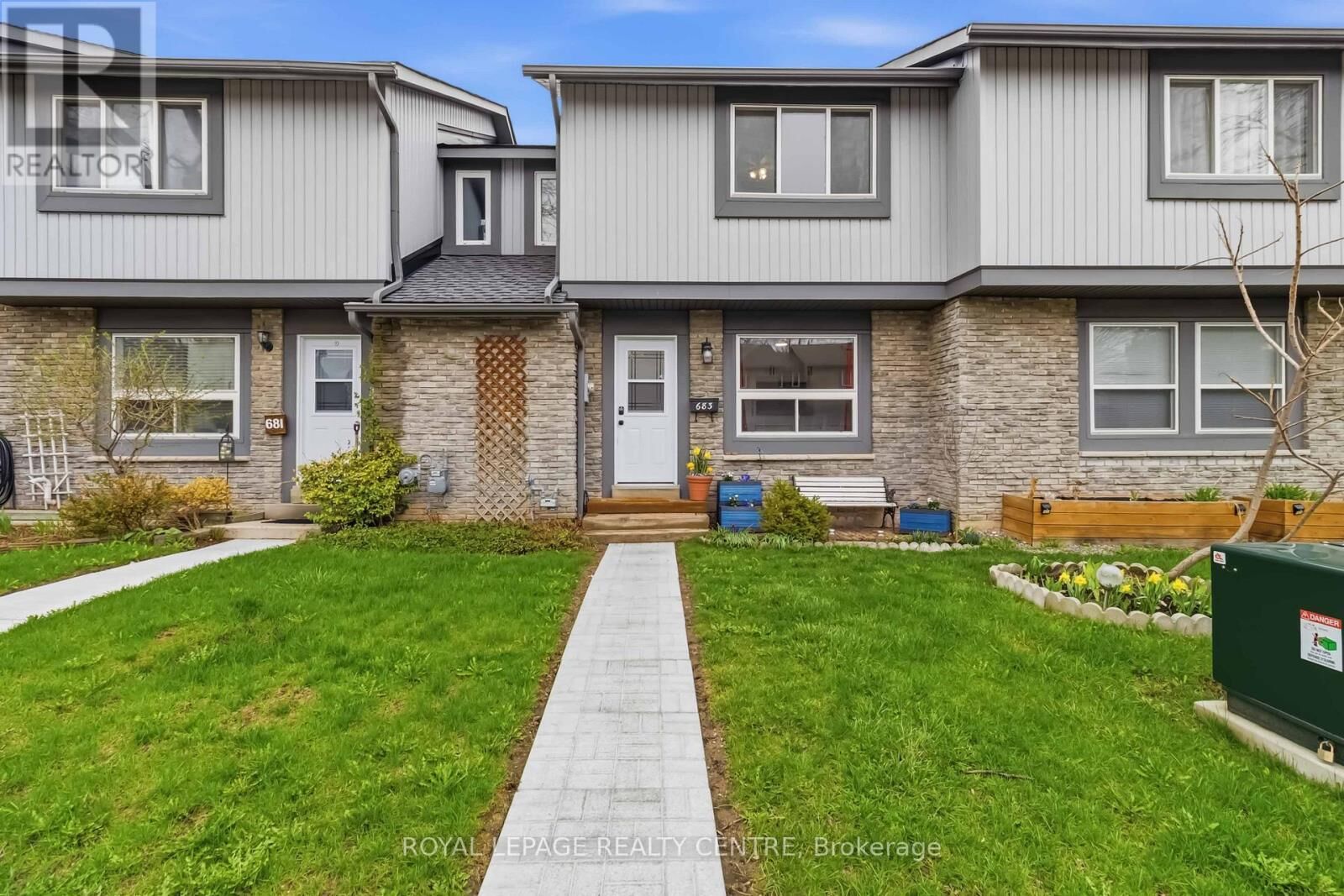 Property Photo: 683 Woodward Avenue ON L9T 3K4