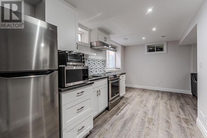 Property Photo:  17 Wagner Crescent Lower  ON L3W 0P4 