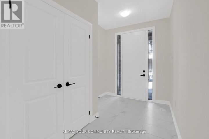 Property Photo: 83 Archambault Way ON L4L 1A6
