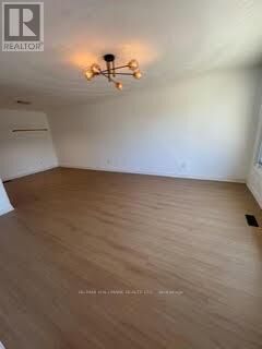 Property Photo:  728 Sunnypoint Drive  ON L3Y 2Z8 