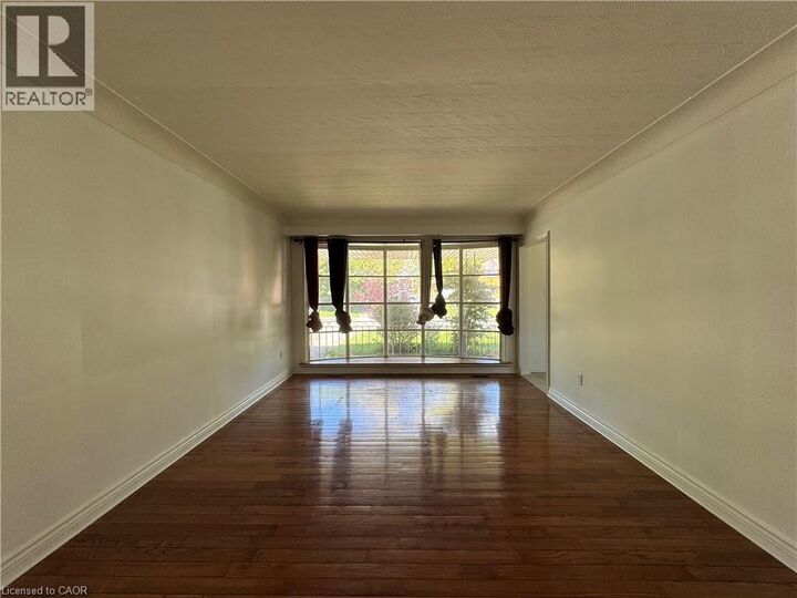 Property Photo:  71 Hoover Crescent  ON L9A 3H2 