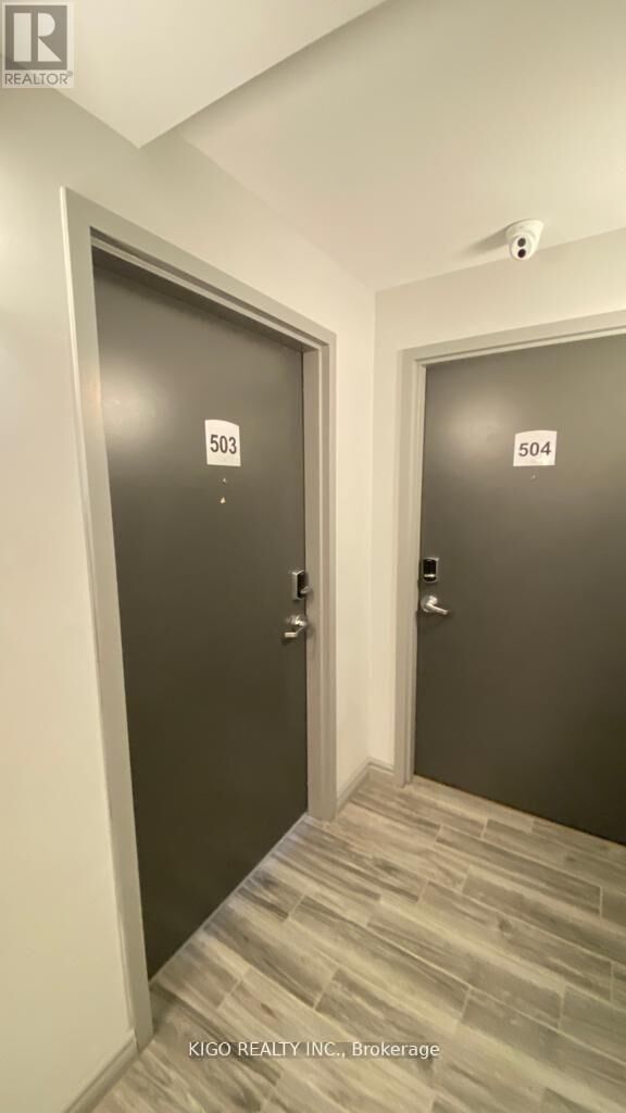 Property Photo:  275 Larch Street G-503  ON N2L 3R2 