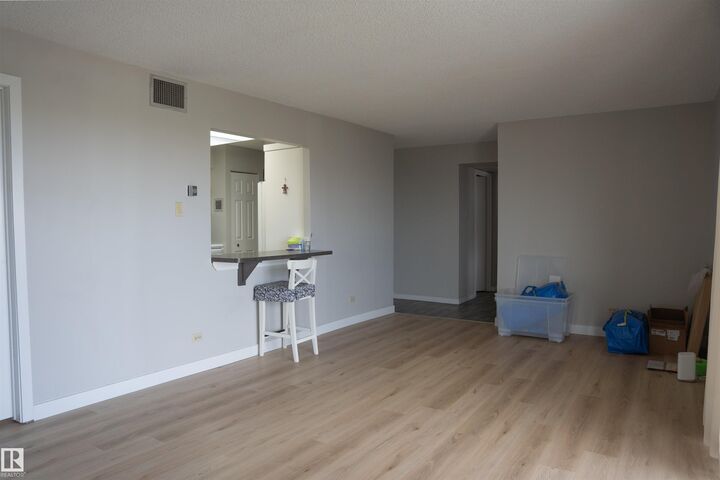 Photo de la propriété:  11027 87 Avenue NW 1703  AB T6G 2P9 