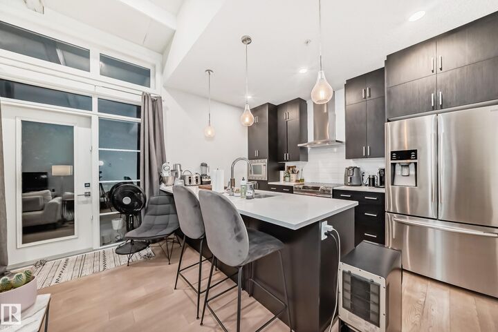 Property Photo: 10606 84 Avenue NW 303 AB T6E 2H6