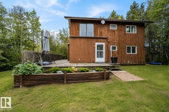 Property Photo:  61 Stang Cres  AB T0A 1E0 
